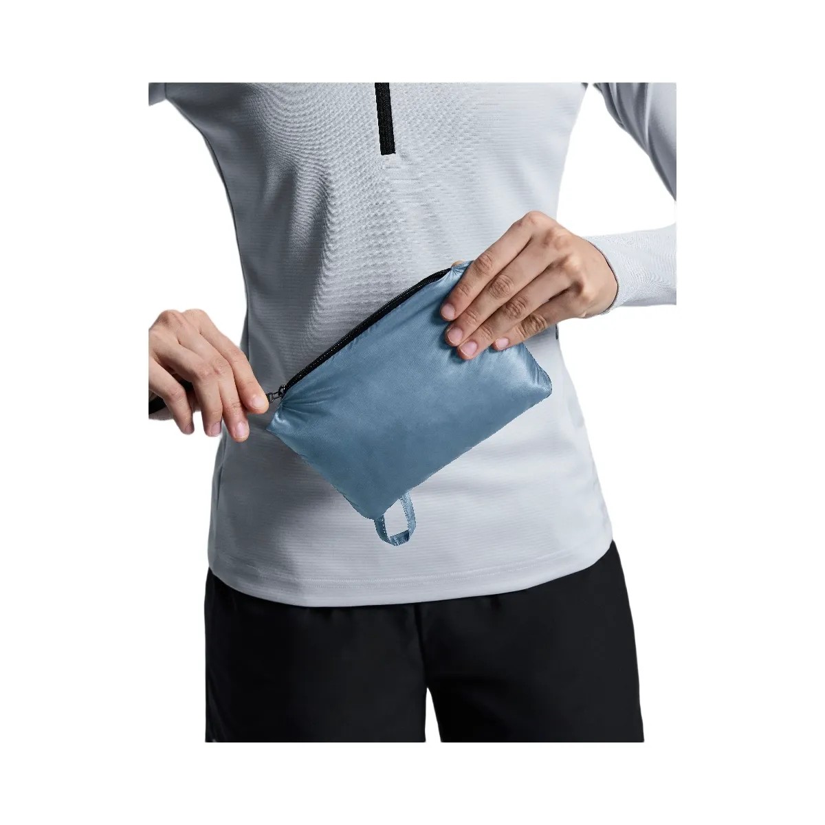 On Weather Vest Chambray - HypeFly India View 2
