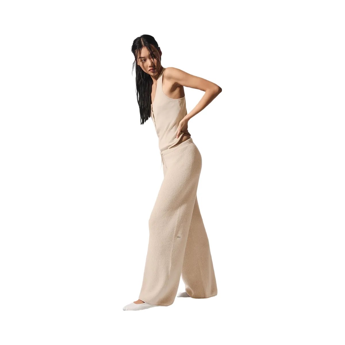 Alo Women's Supernatural Sweater Pant - Macadamia - HypeFly India View 4