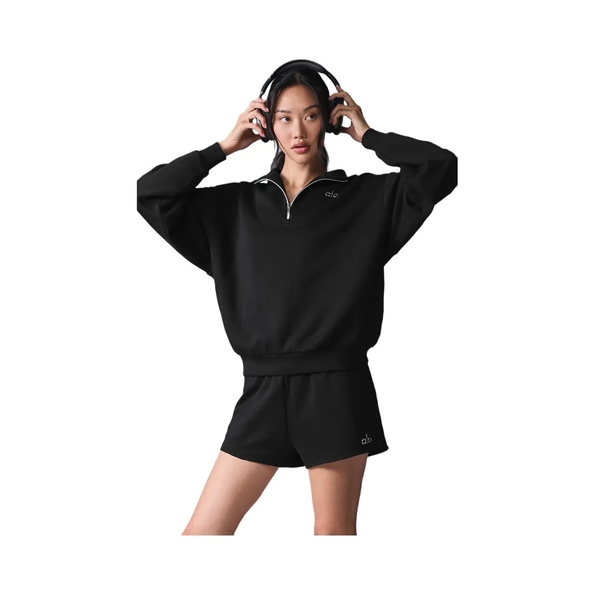 Alo Women's Accolade Short - Black - HypeFly India View 4