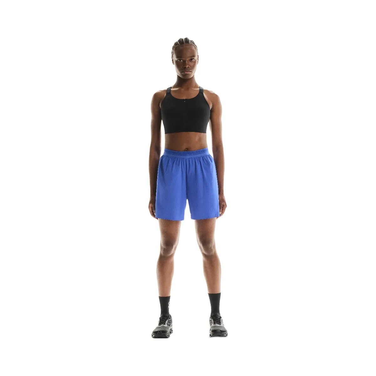 On Endurance Bra Zip Black - HypeFly India View 3