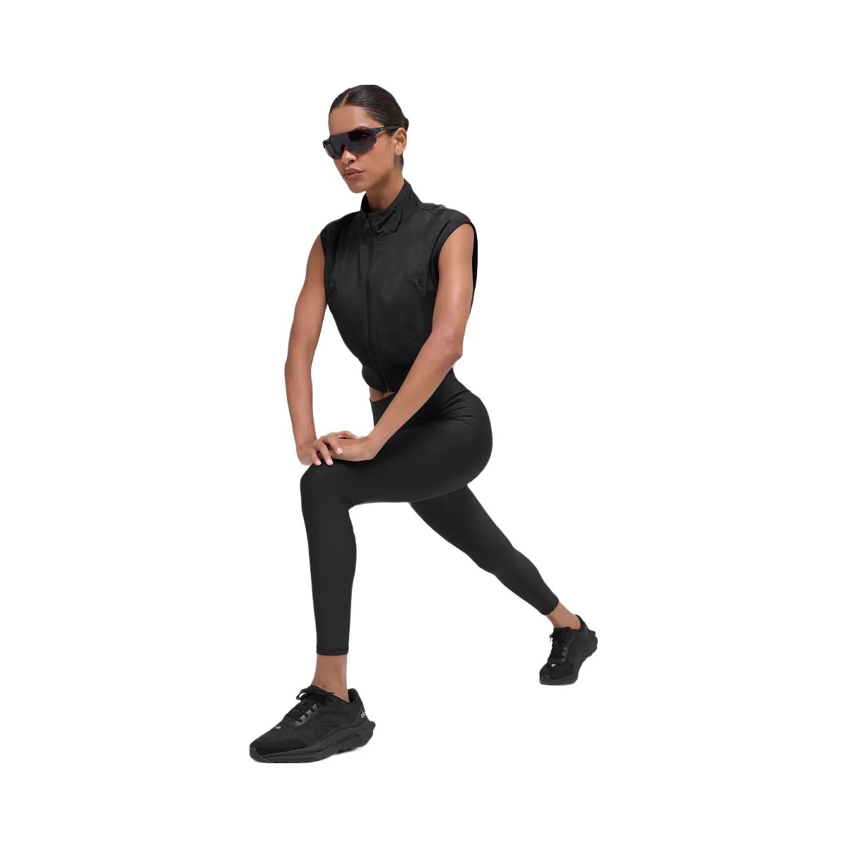 Alo Women's In Motion Vest - Black - HypeFly India View 4