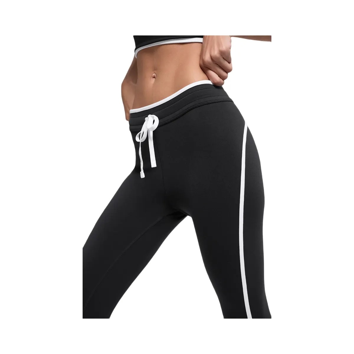 Alo Women's Airbrush High-Waist Race Pace 7/8 Legging - Black/White - HypeFly India View 2