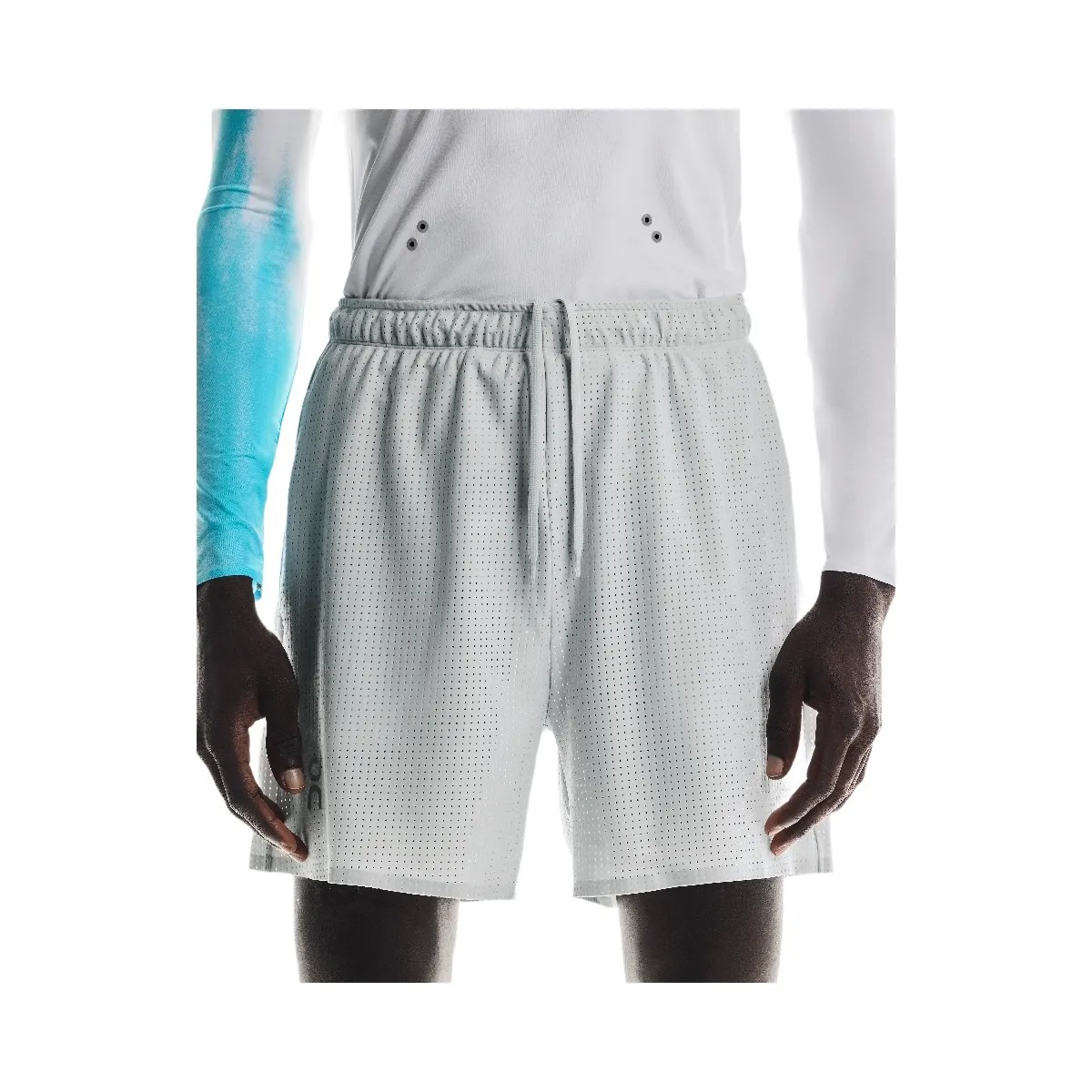 On Pace Mesh Shorts Glacier - HypeFly India View 2