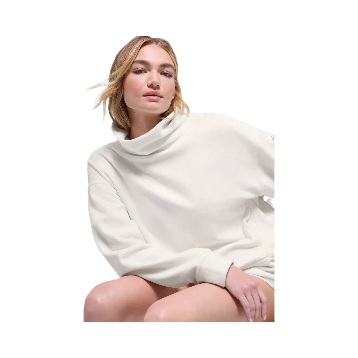 Alo Women's Polar Fleece Hazy Pullover - Ivory - HypeFly India View 4