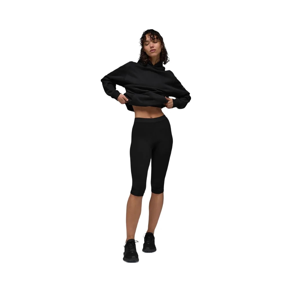 Alo Women's Renown Heavy Weight Hoodie - Black - HypeFly India View 4