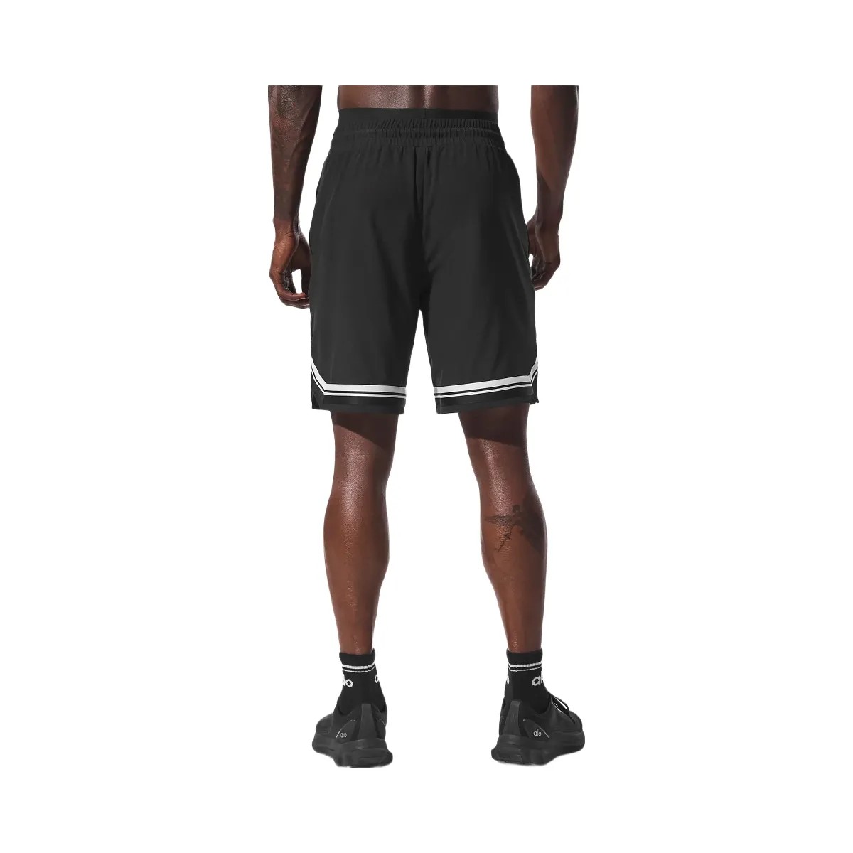 Alo Men's 9" Traction Arena Short - Black - HypeFly India View 4