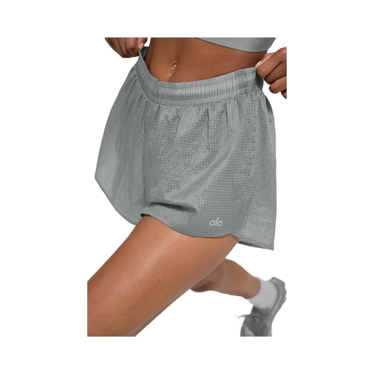 Alo Women's Game Time Short - Lunar Grey - HypeFly India View 2