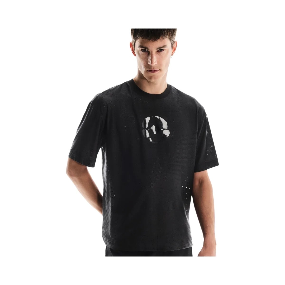 On Cut-Out T Fka Black - HypeFly India View 3