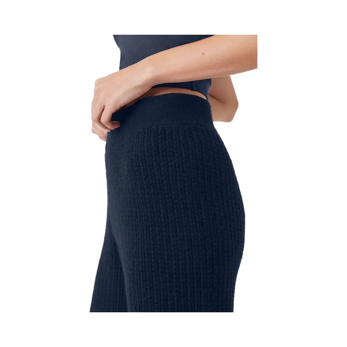 Alo Women's Cashmere High-Waist Plush Waffle Pant - Navy - HypeFly India View 4