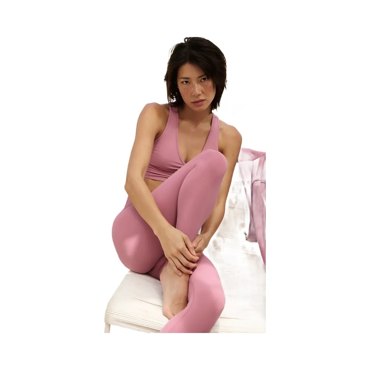 Alo Women's 7/8 High-Waist Airbrush Legging - Pink Wild Rose - HypeFly India View 6