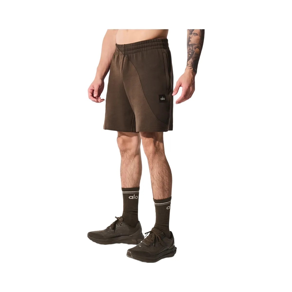 Alo Men's 7" Make Waves Short - Espresso Tonal - HypeFly India View 2