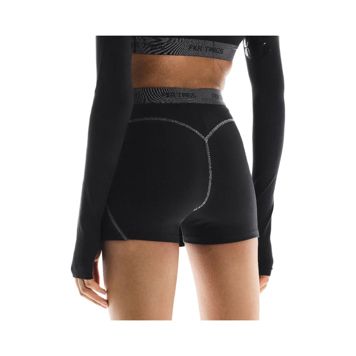 On Studio Skort Fka Black  - HypeFly India View 4