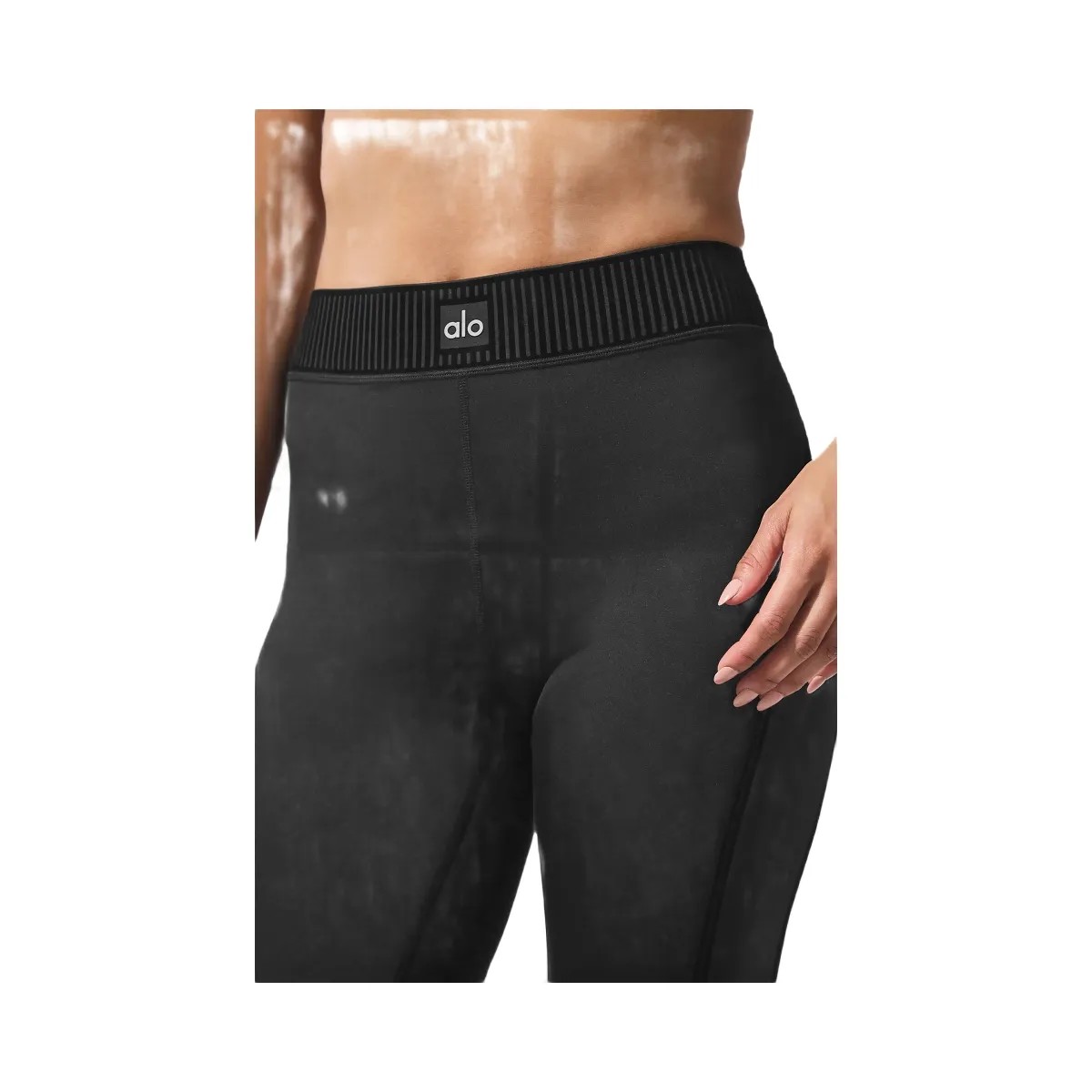 Alo Women's Airlift High-Waist Line Up Capri - Black - HypeFly India View 2