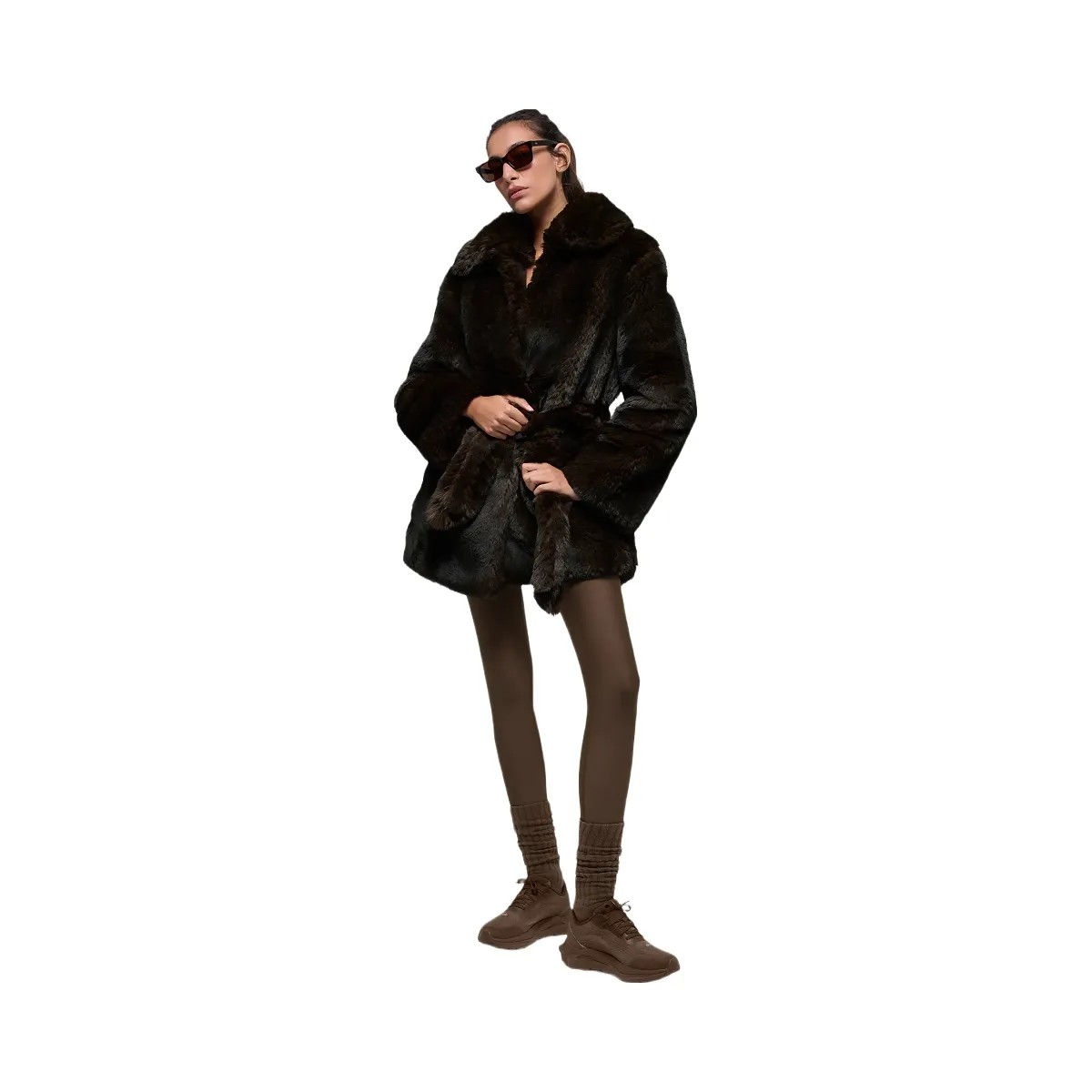 Alo Women's Faux Fur Starstruck Coat - Midnight Brown/Black - HypeFly India View 5