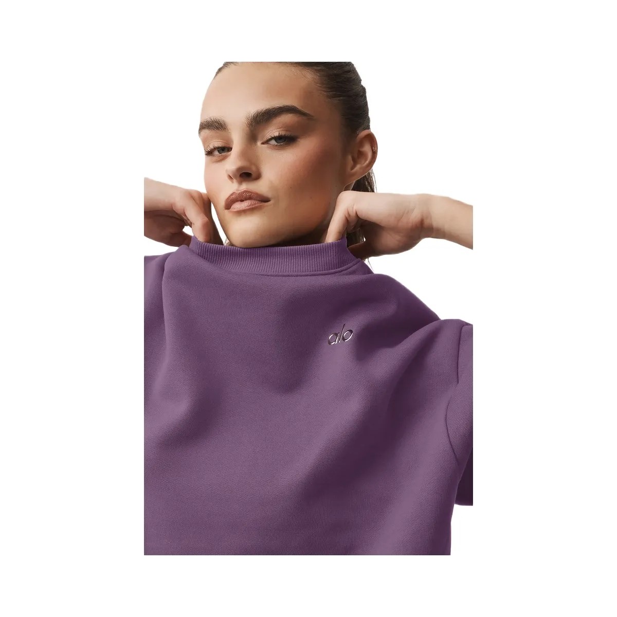 Alo Accolade Crew Neck Pullover - Plum Kiss - HypeFly India View 3
