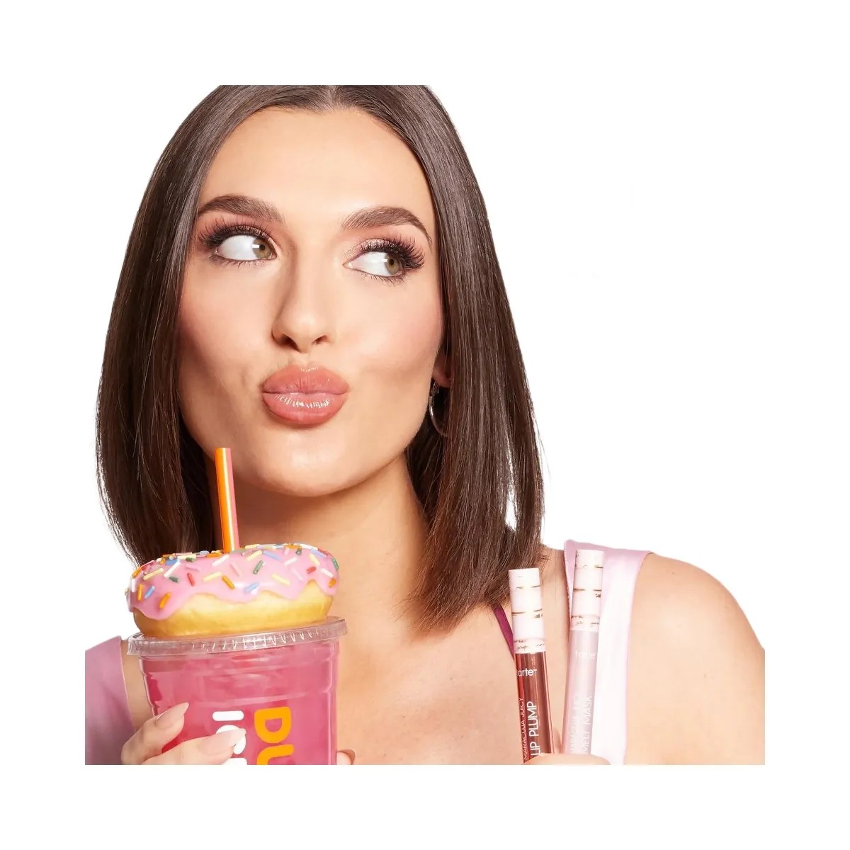 Tarte tarte x Dunkin' Vanilla Icing Maracuja Juicy Plumping Lip Oil - HypeFly India View 6