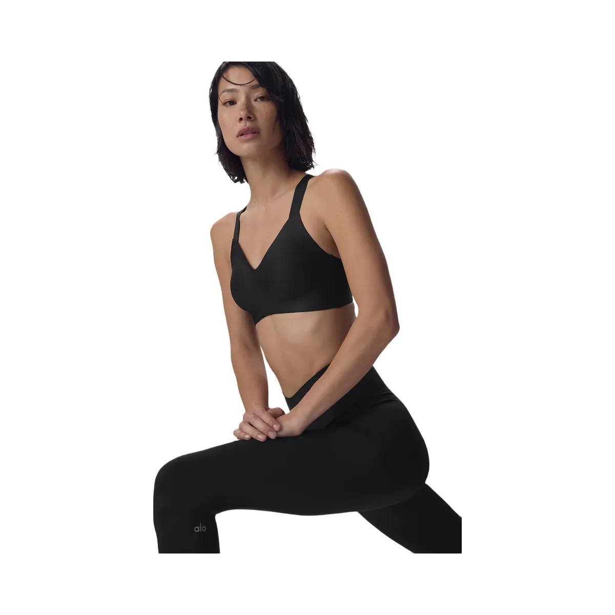 Alo Women's Airlift Strength Bra - Black - HypeFly India View 4