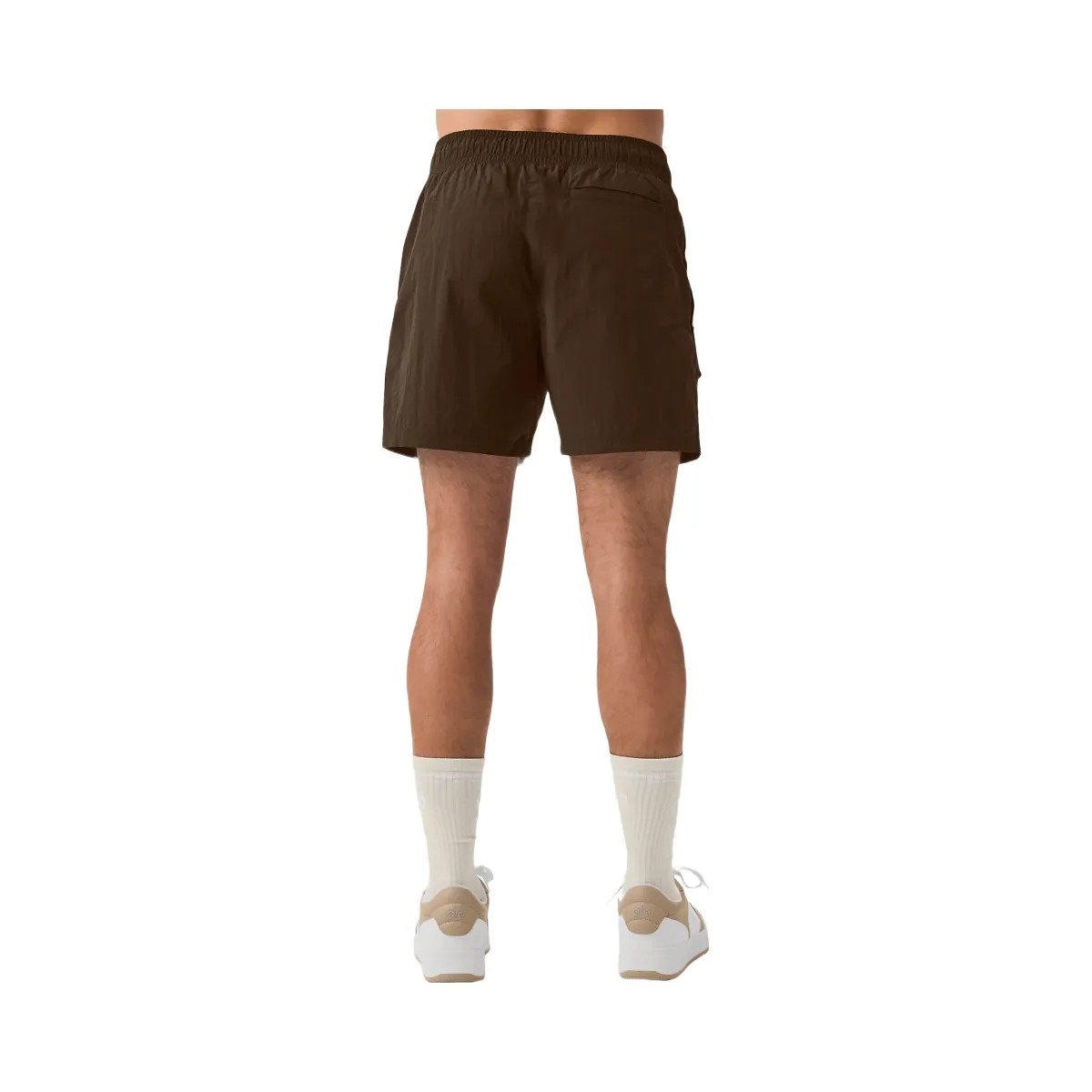 Alo Men's 7" Crinkle Nylon Excursion Cargo Short - Espresso - HypeFly India View 4