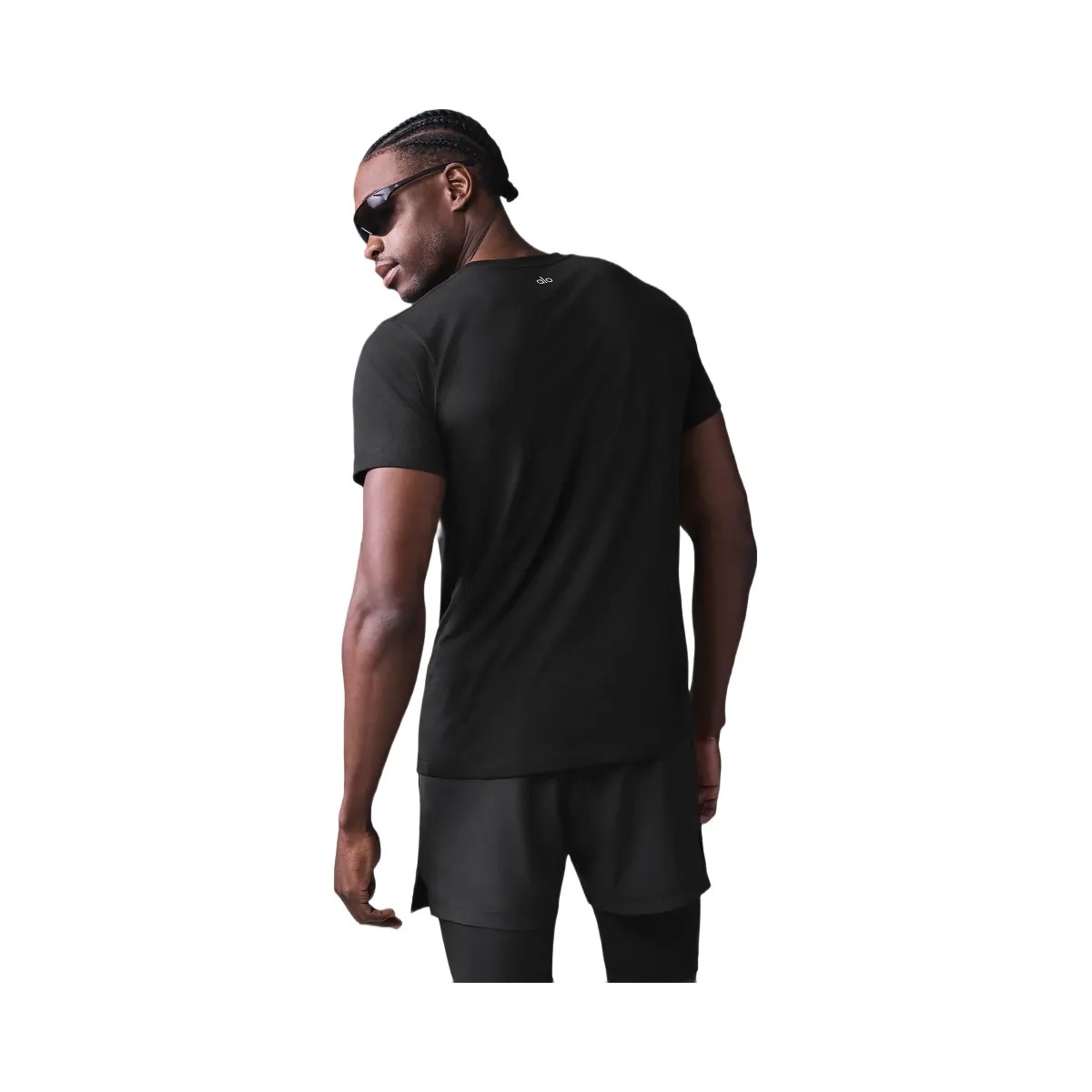 Alo Men's Triumph Tee - Black - HypeFly India View 5
