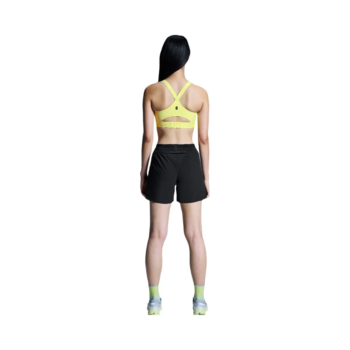 On 5" Performance Shorts Black  - HypeFly India View 3