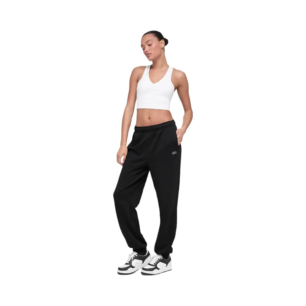 Alo Women's Accolade Sweatpant - Black - HypeFly India View 4