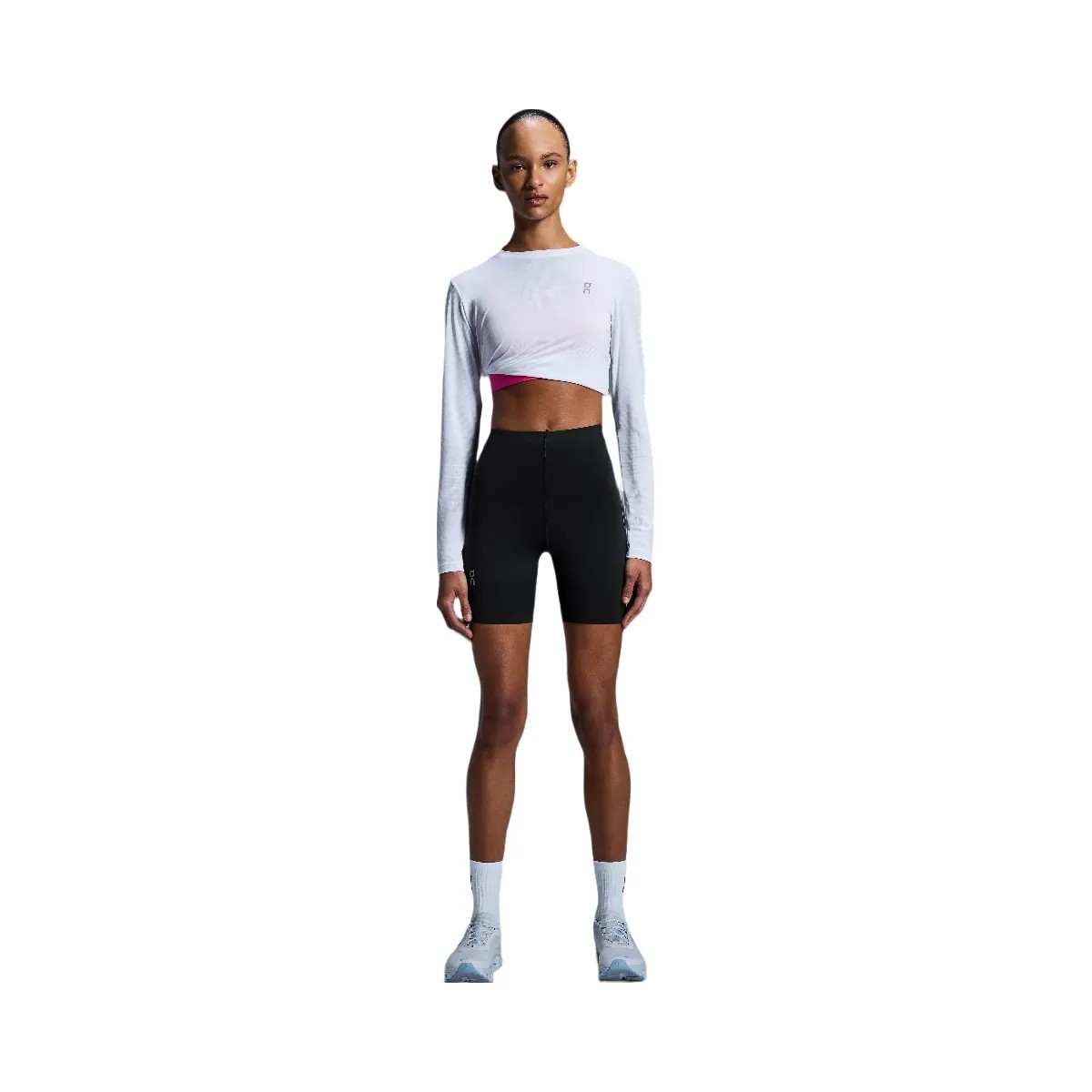 On Train Tights 1/2 Black - HypeFly India View 2