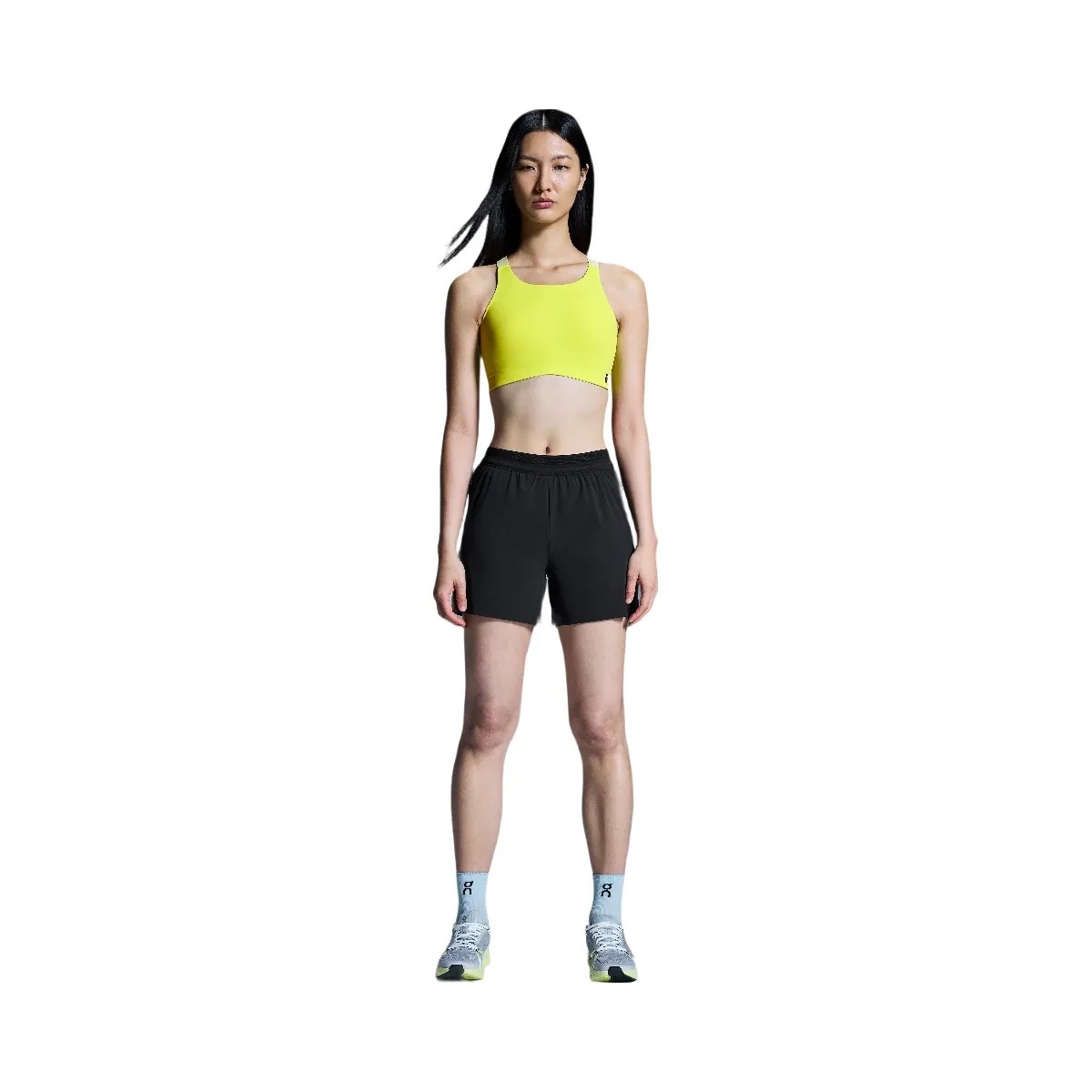 On 5" Performance Shorts Black  - HypeFly India View 2