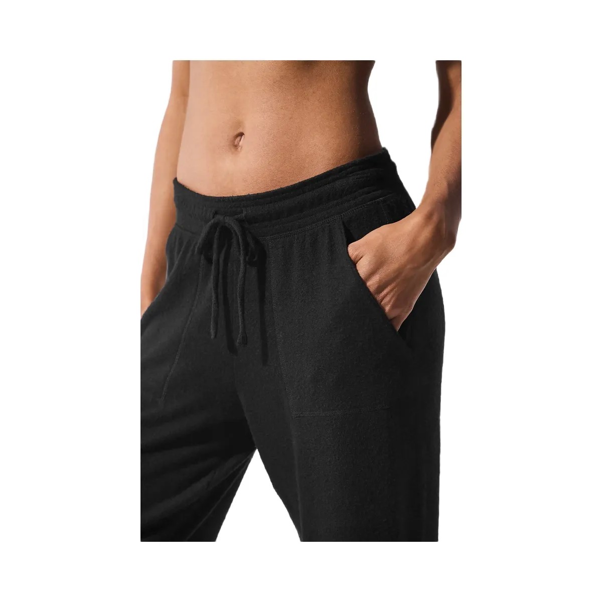 Alo Women's Soho Sweatpant - Black - HypeFly India View 3