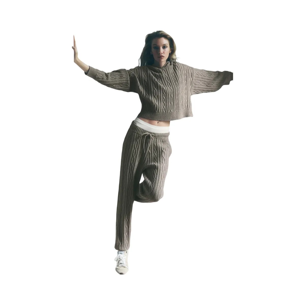 Alo Women's Cable Knit Winter Bliss Pant - Light Cocoa - HypeFly India View 5