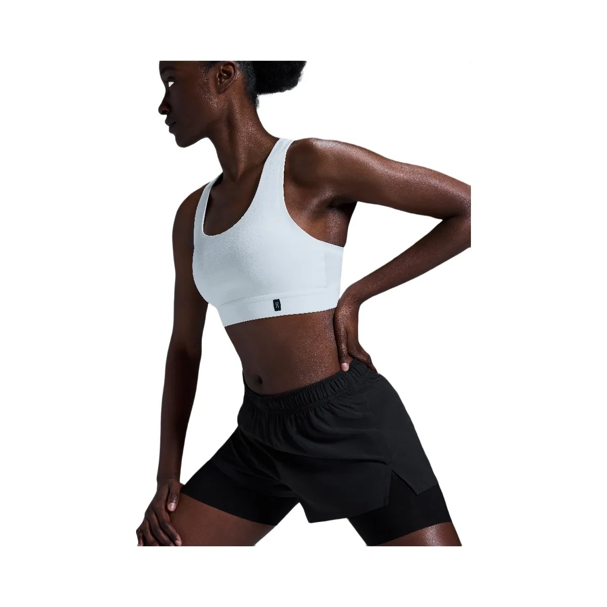 On Pace Bra Undyed-White | Black  - HypeFly India View 5