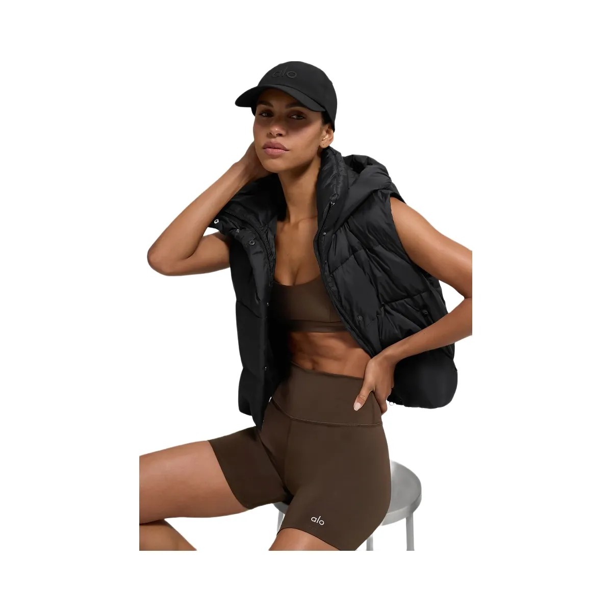 Alo Women's Gold Rush Puffer Vest - Black - HypeFly India View 2