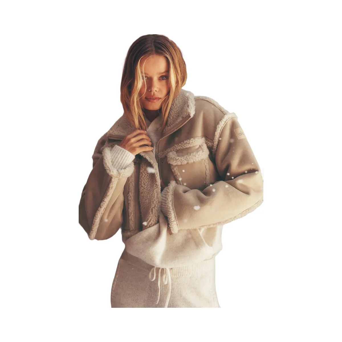 Alo Women's Faux Shearling Snowfall Cropped Jacket - Woodland Tan - HypeFly India View 6
