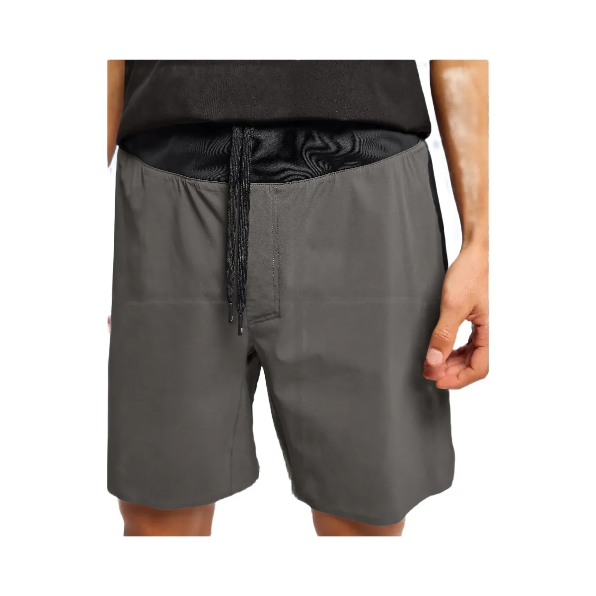 On Lightweight Shorts Lead | Black - HypeFly India View 5