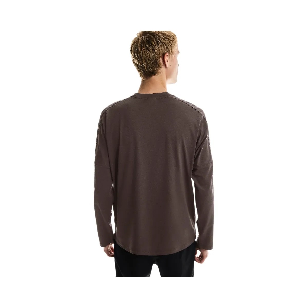 On Focus Long-T Pebble - HypeFly India View 4