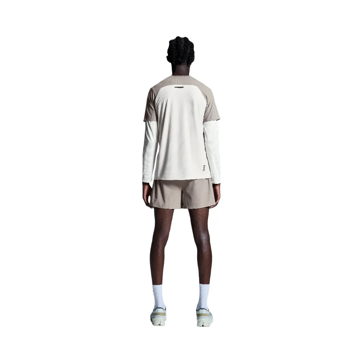 On 5" Performance Shorts Cinder - HypeFly India View 2