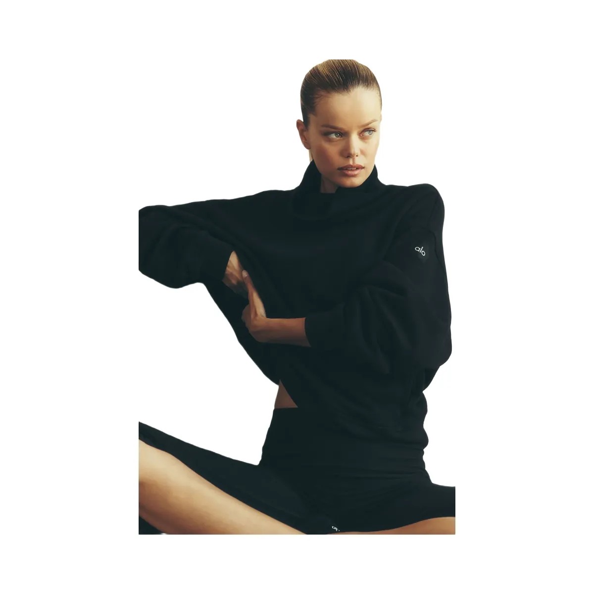 Alo Women's Hazy Mock Neck Pullover - Black - HypeFly India View 5