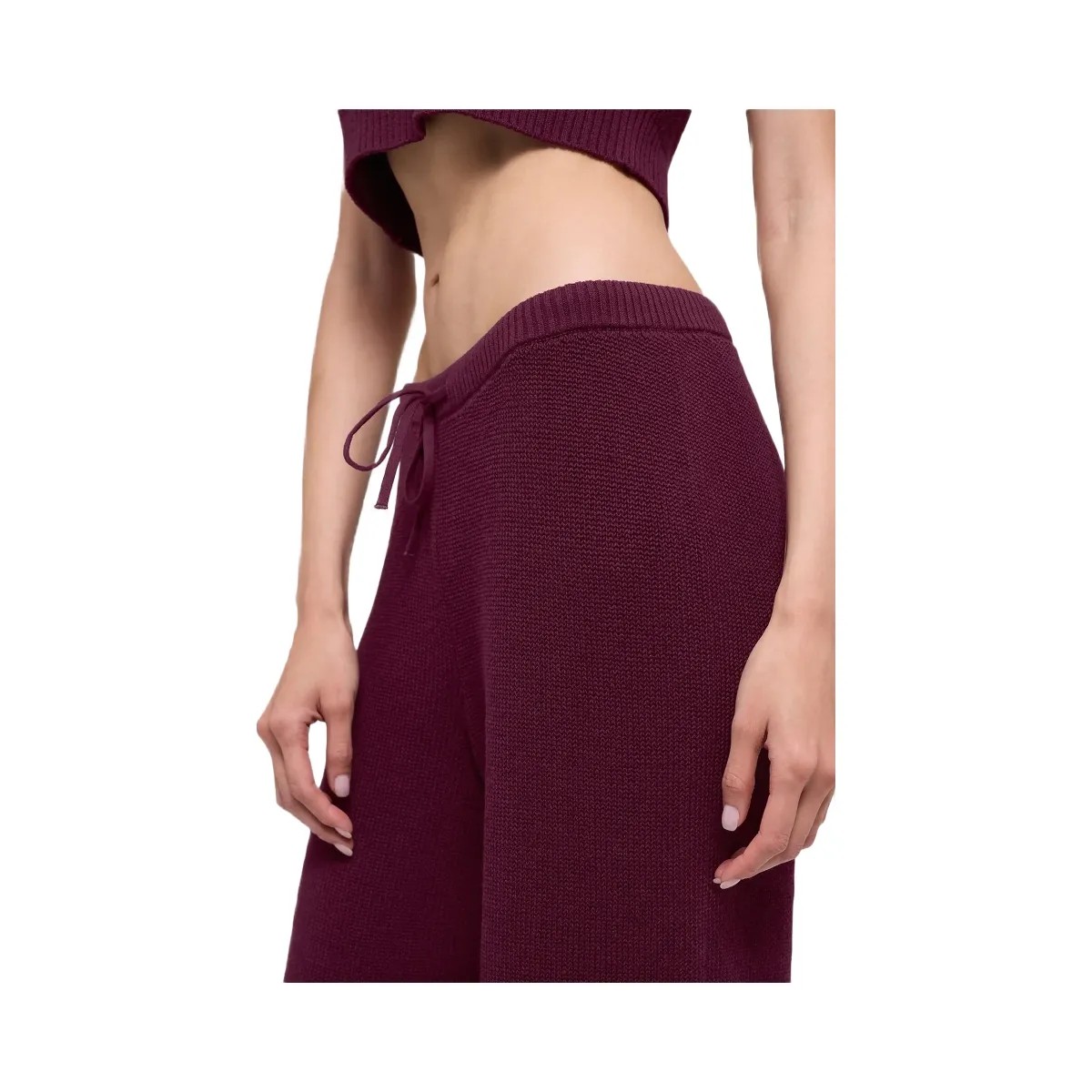 Alo Women's Supernatural Sweater Pant - Burgundy - HypeFly India View 2