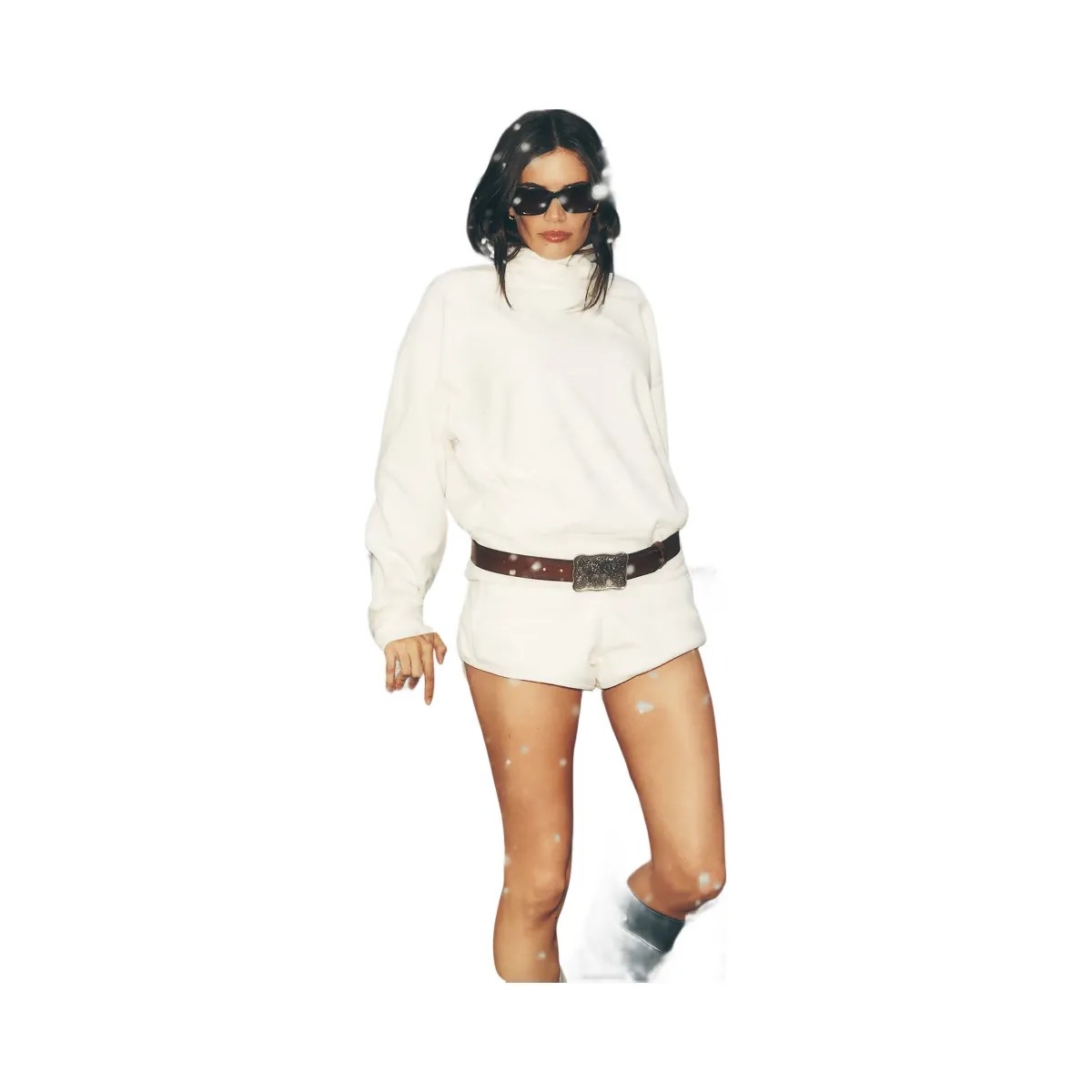 Alo Women's Polar Fleece Retreat Short - Ivory - HypeFly India View 6