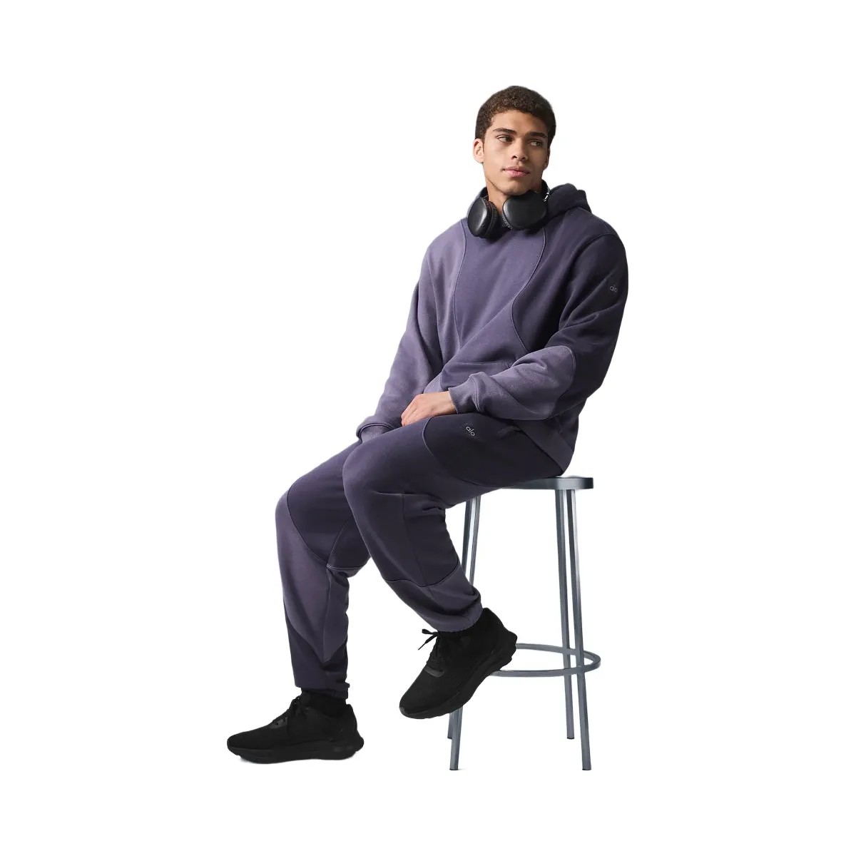 Alo Men's Make Waves Sweatpant - Italian Plum Tonal - HypeFly India View 5