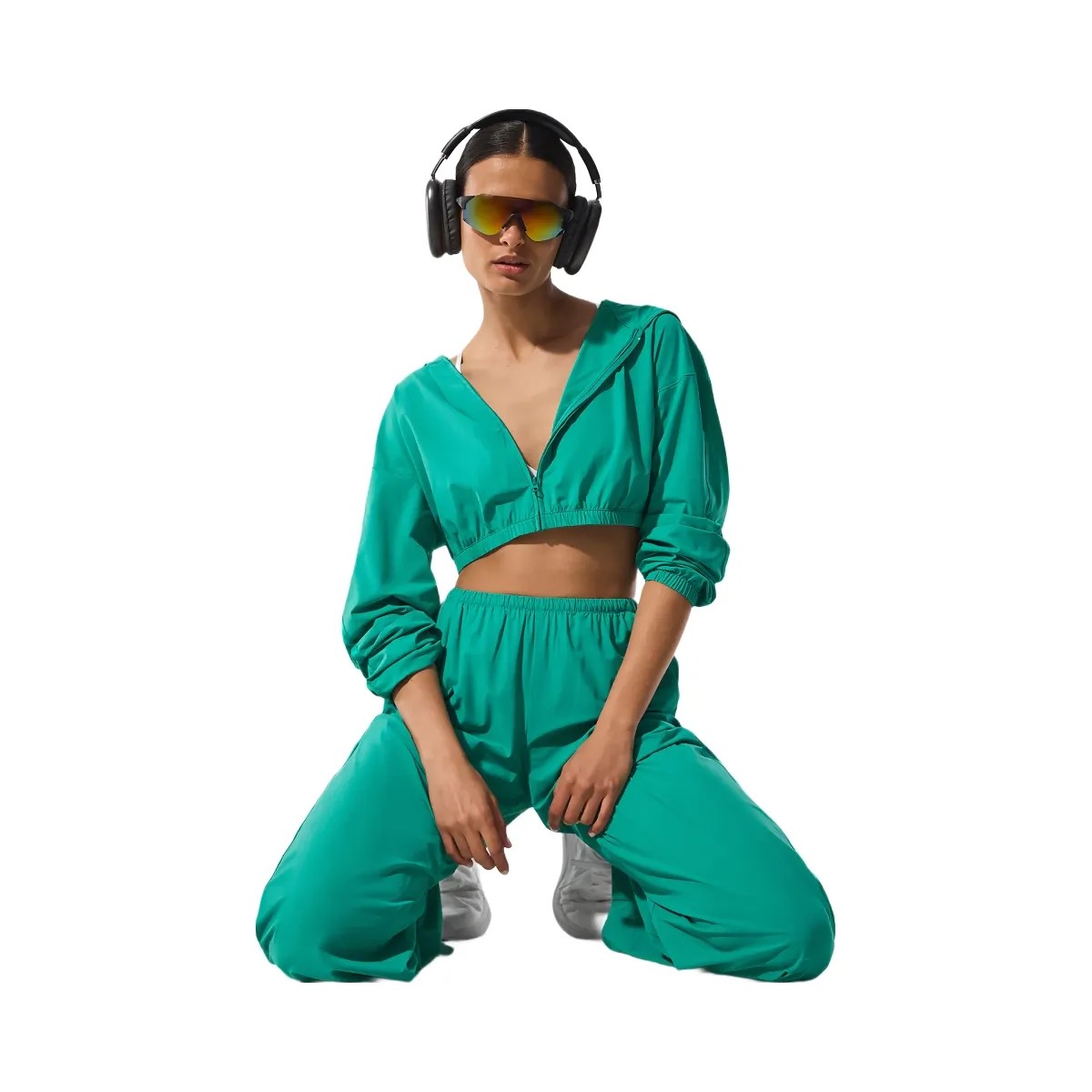 Alo Women's Cropped Breezy Full-Zip Hoodie - Spruce Green - HypeFly India View 5
