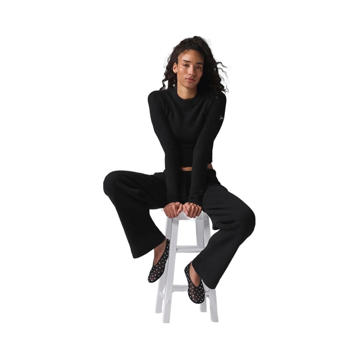 Alo Women's Snuggle Up Sweater Long Sleeve - Black - HypeFly India View 3