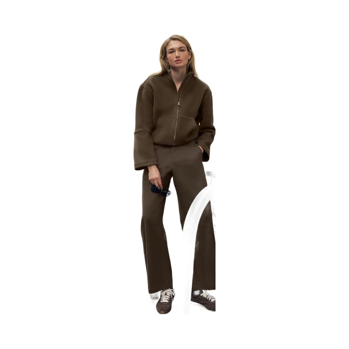Alo Women's High Road Straight Leg Pant - Espresso - HypeFly India View 5
