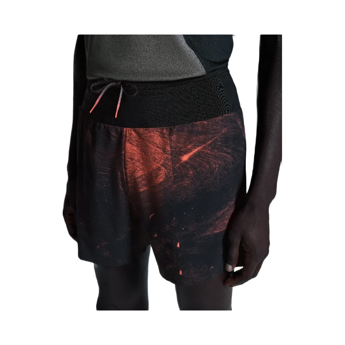 On Ultra Shorts Black - HypeFly India View 4