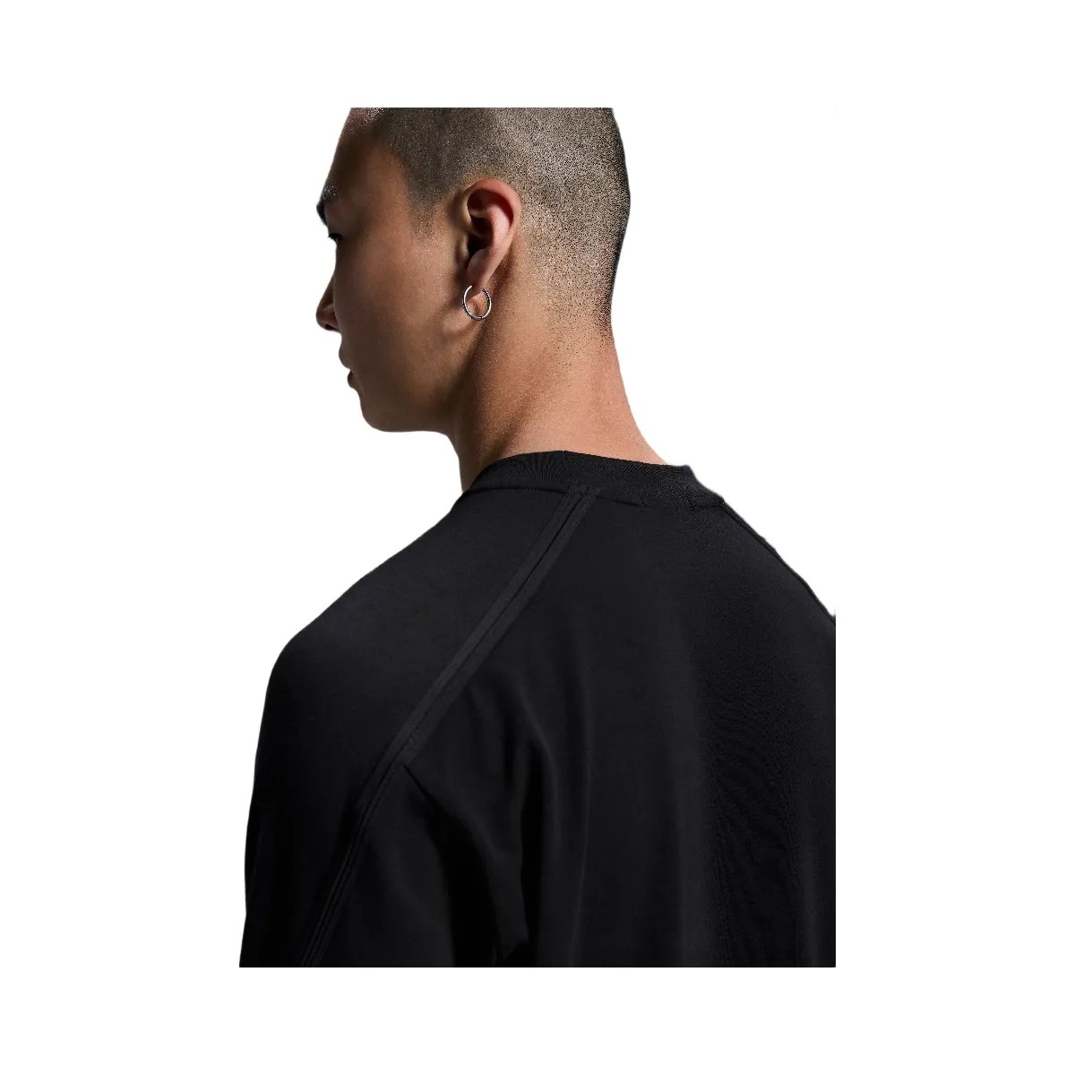 On Studio Crew Black - HypeFly India View 4