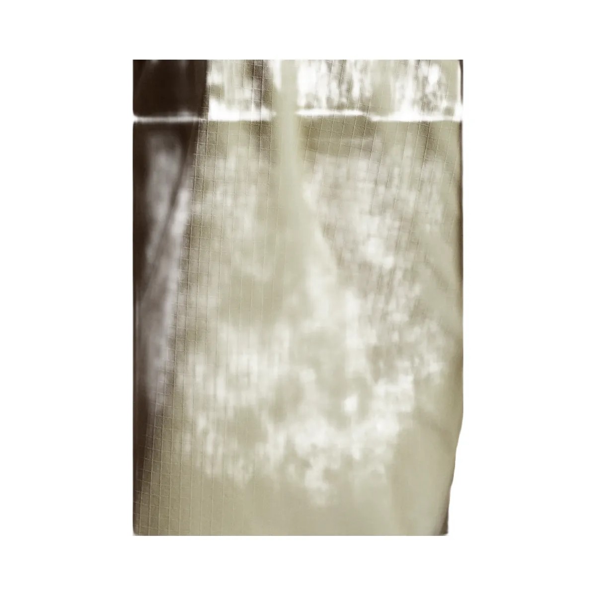 On Ultra Shorts Caper - HypeFly India View 4
