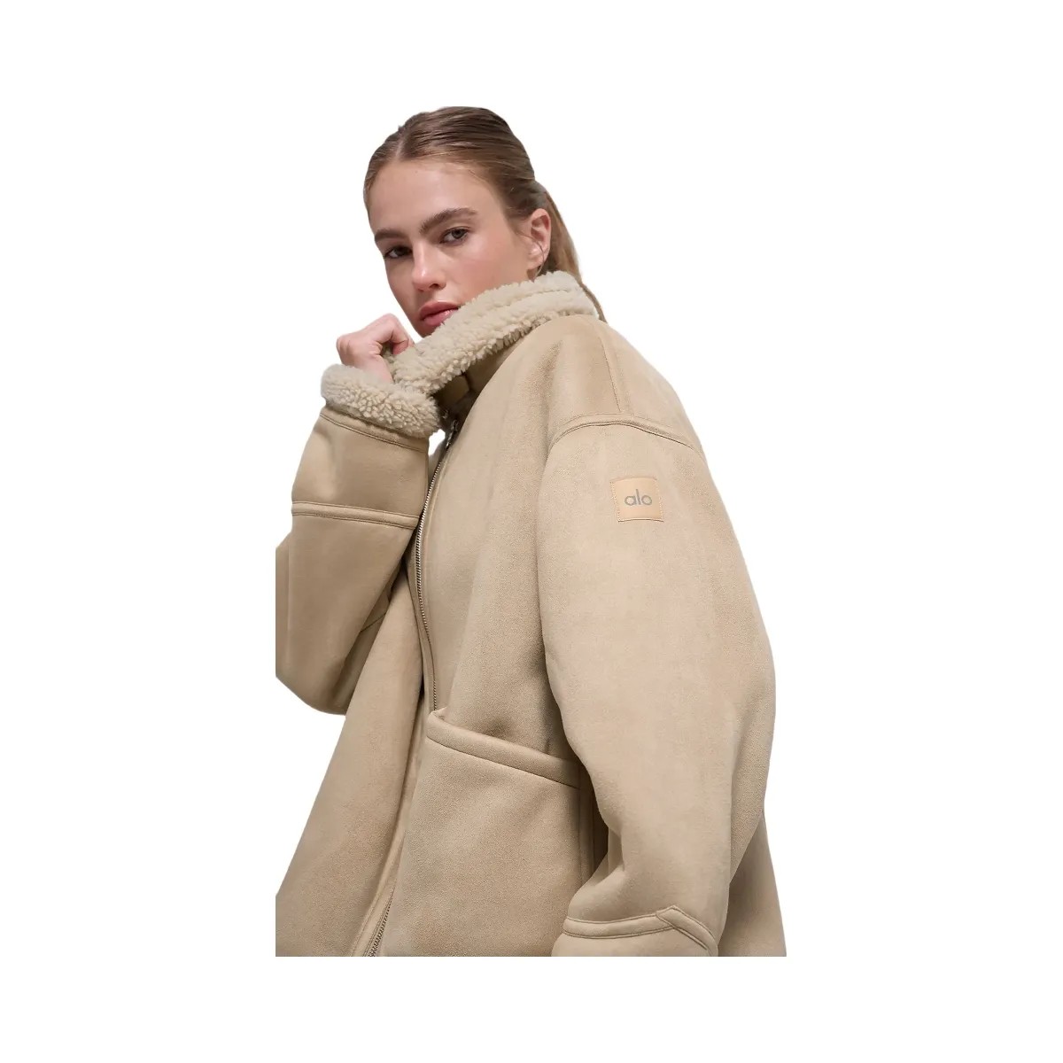 Alo Women's Faux Shearling Grand Jacket - Woodland Tan - HypeFly India View 2