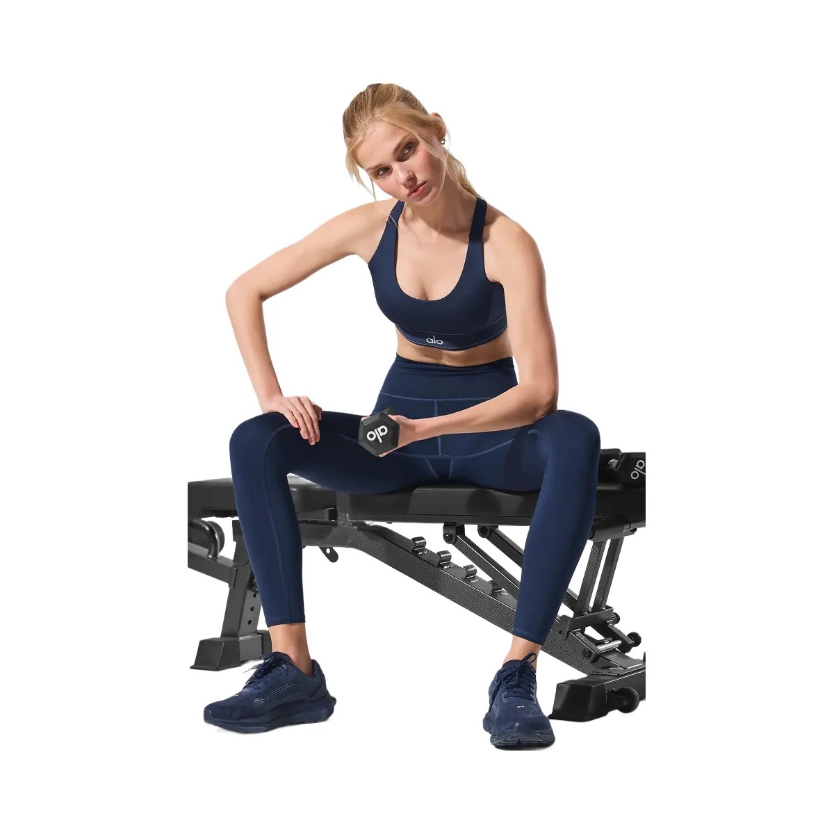 Alo Women's Airlift Suit Up Bra - Navy/Navy - HypeFly India View 6