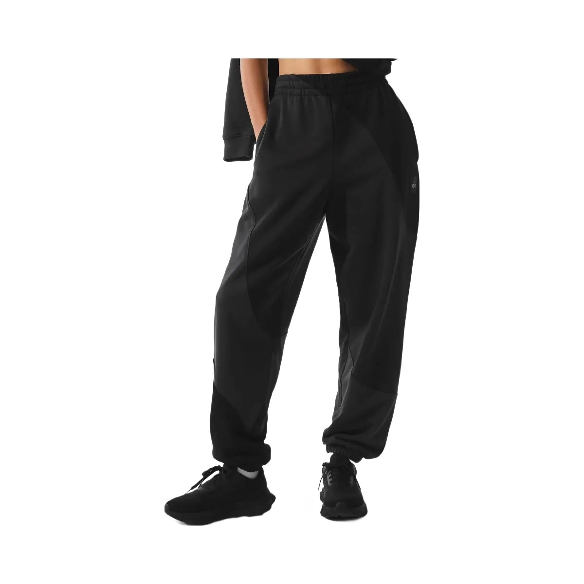 Alo Make Waves Sweatpant - Vintage Black Tonal - HypeFly India View 4