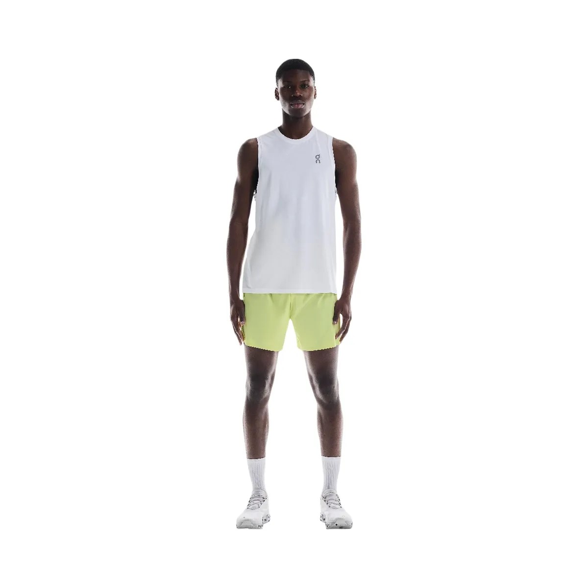 On 5" Performance Shorts Limelight - HypeFly India View 2