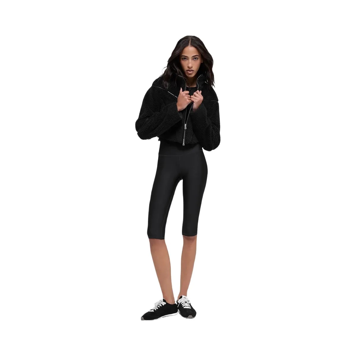 Alo Women's Sherpa Cropped Slope Side Jacket - Black - HypeFly India View 5